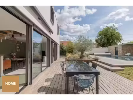 maison de 8 pièces de luxe en vente à nancy  france