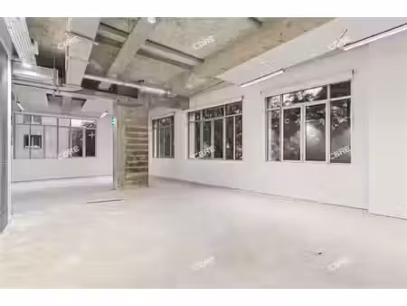 location bureau paris 11ème (75011) 583 m²