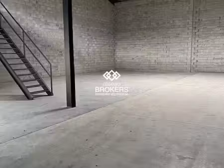 location entrepôt vertou 44120 320m²