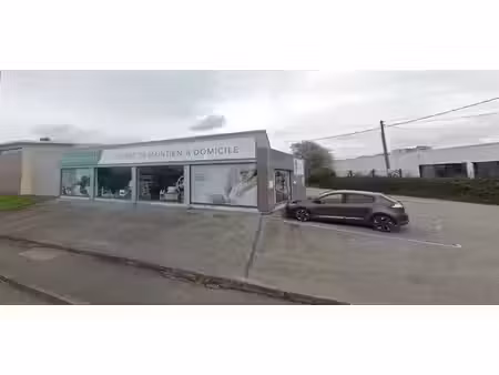 location commerce brest 473 m²