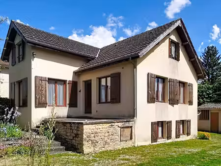 maison thonac 6 pièce(s) 89.40 m2