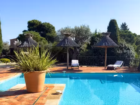 achat : maison (13180)