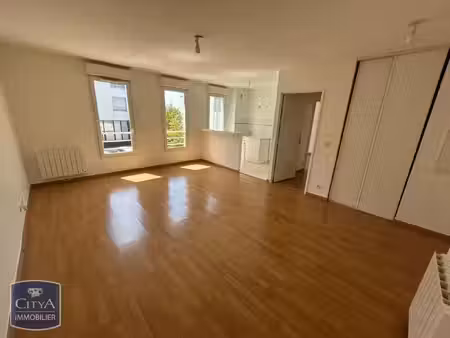 appartement à louer 2 pièces 47.51 m² - épernon (28) - 435€