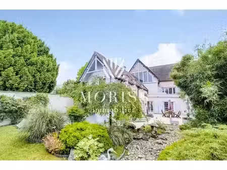 maison de luxe de 8 pièces en vente à montmagny  france