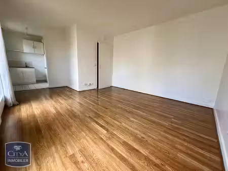 appartement à louer 1 pièce 26.77 m² - chaville (92) - 810€