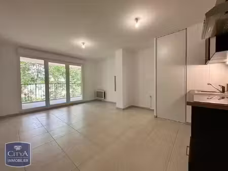 appartement à louer 2 pièces 41.28 m² - morières-lès-avignon (84) - 558€