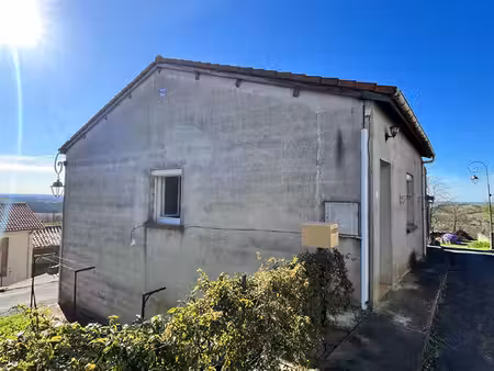 maison de village avec garage et une belle vue
