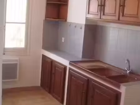 location appartement 1 pièce 23 m² à arles (13104)