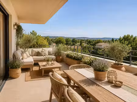 vente appartement 2 pièces 80 m² gardanne (13120)