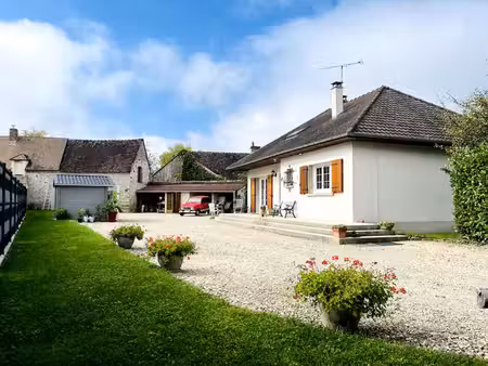 pavillon t5  101 m2 sur 960 m2 de terrain