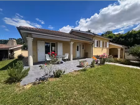 villa - 120m ²