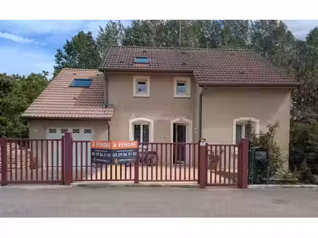 vente maison 6 pièces 135 m2 à neufchâteau
