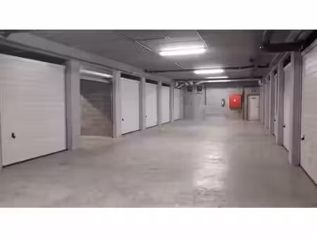 garage à louer à des deux ponts 16/18 ottignies (vwd15759)