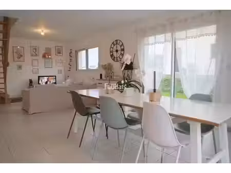 location maison 6 pièces 120.8 m² à gouville-sur-mer (50560)  1 081 €