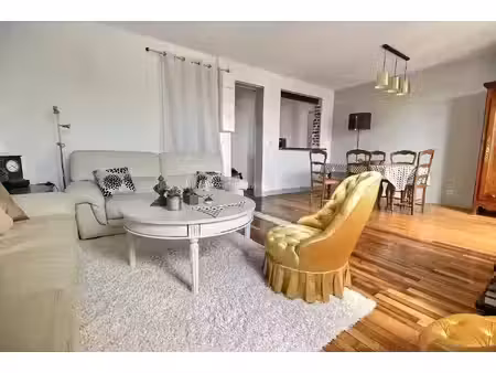 location appartement 3 pièces 62 m2 à asnières-sur-seine