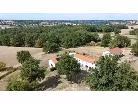 maison de 13 pièces de luxe en vente à marcigny  bourgogne-franche-comté