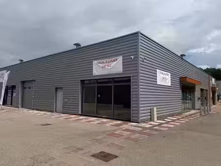 location locaux professionnels 0 pièces 340 m² à châtenoy-en-bresse (71380)  3 167 €