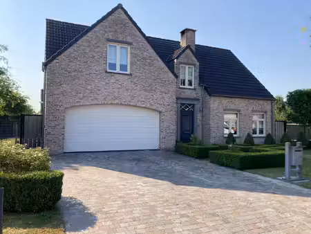 huis te koop in rijkevorsel met 4 slaapkamers