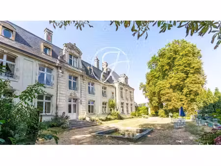 vendôme - loir-et-cher - majestueux château et ses jardins en terrasses à vendre.