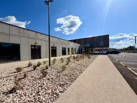 bureaux entre 45 et 500 m²
