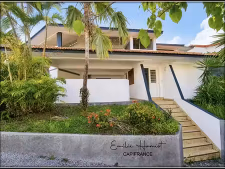 maison à vendre fort de france 7 pièce(s) 208m2 546 000€