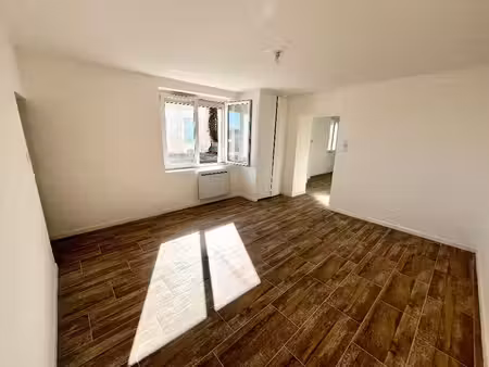 maison de ville rénovée entièrement