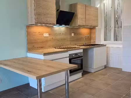 appartement t3 rénové avec balcon