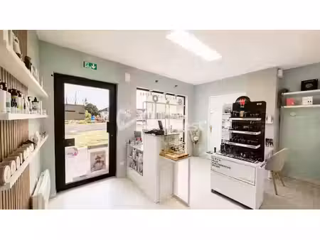 vente locaux professionnels 43 m² à ruaudin (72230)  55 000 €