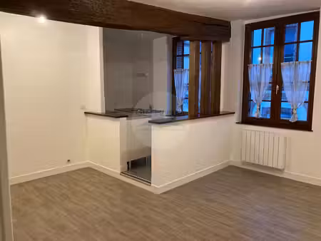 proche centre ville de verneuil - appartement t2 35m²