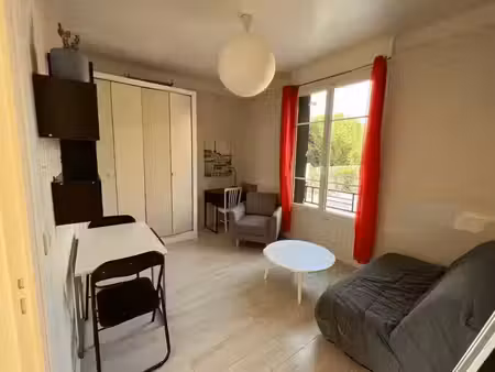location appartement 2 pièces 42 m² à poissy (78300)