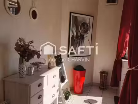 vente commerce 3 pièces 61 m² sellières (39230)