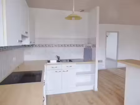 location appartement 2 pièces 40 m² à douarnenez (29100)  590 €