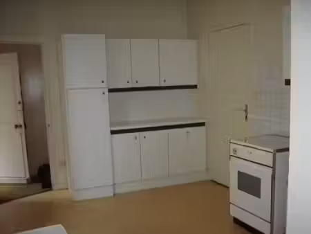 location appartement 2 pièces 39 m² à chaumont (52000)