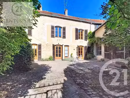 vente maison 8 pièces 169 m² à vesoul (70000)  290 000 €