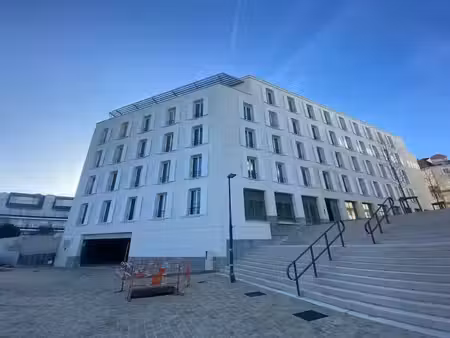 location appartement 2 pièces 51 m² à versailles (78000)  1 466 €