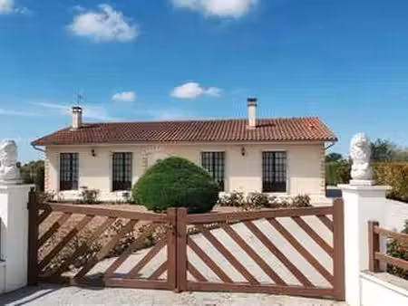 vente maison à roumazières-loubert (16270) : à vendre / 85m² roumazières-loubert
