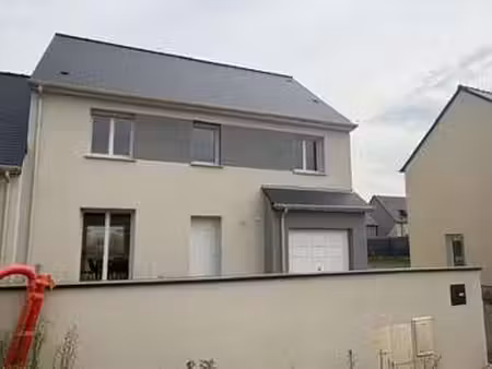location maison à combourg (35270) : à louer / 125m² combourg