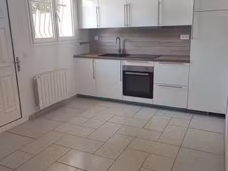 location appartement 2 pièces à champigny-sur-marne (94500) : à louer 2 pièces / 29m² cham