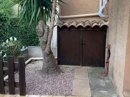location maison à bormes-les-mimosas (83230) : à louer / 30m² bormes-les-mimosas