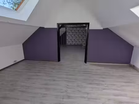 bureau 100 m2 + depot de 116 m2 avec cave 30 m2