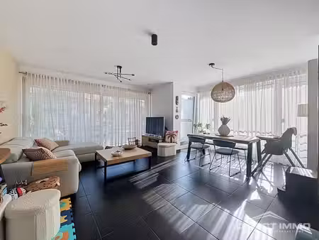 magnifique appartement de ±100m² + terrasse de ±10m² !