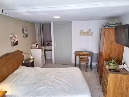 location meublée chambre 1 pièce 18 m² à poursay-garnaud (17400)  380 €