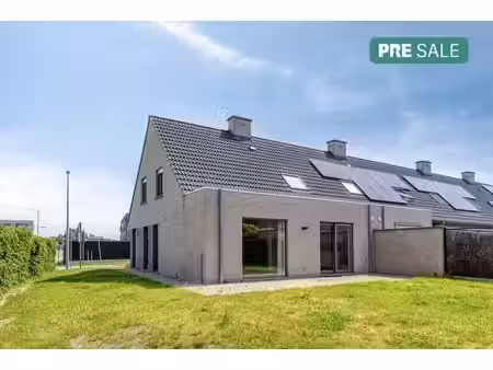maison familiale lumineuse de 3 chambres à vendre à kuurne !