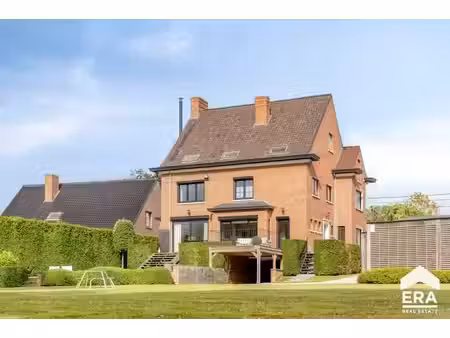 villa rénovée au bord de l’ancien bras de la lys