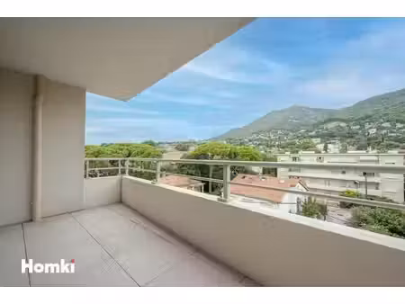 appartement t2 de 38 75 m² parking–ascenseur–terrasse à toulon 83100  avenue marceau