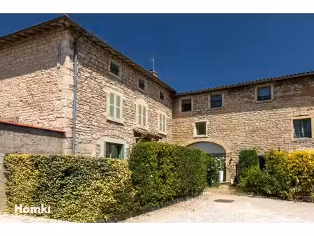 maison de ville t5 de 215 m² à lucenay 69480