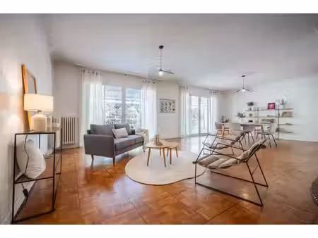 maison de caractere de 1963 - t8 - environ 170 m2 - 35 m2 de