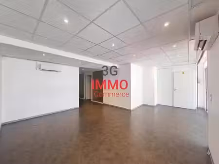 location locaux professionnels 7 pièces 120 m² à montpellier (34000)  1 944 €