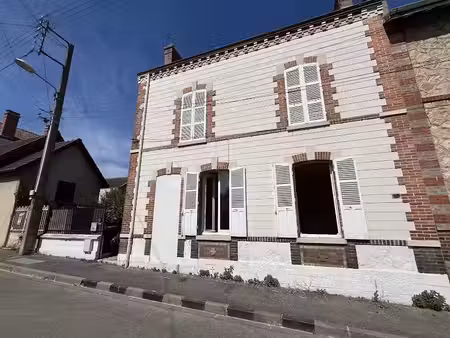 vente maison 5 pièces 91 m² à provins (77160)  86 000 €