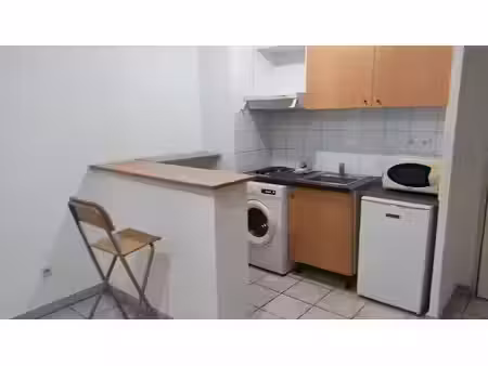 location appartement 2 pièces 31 m² à montpellier (34000)  750 €